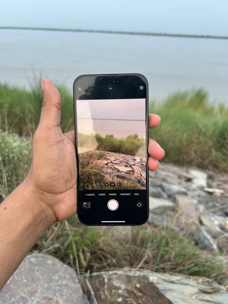 Apple iPhone 15 plus 2