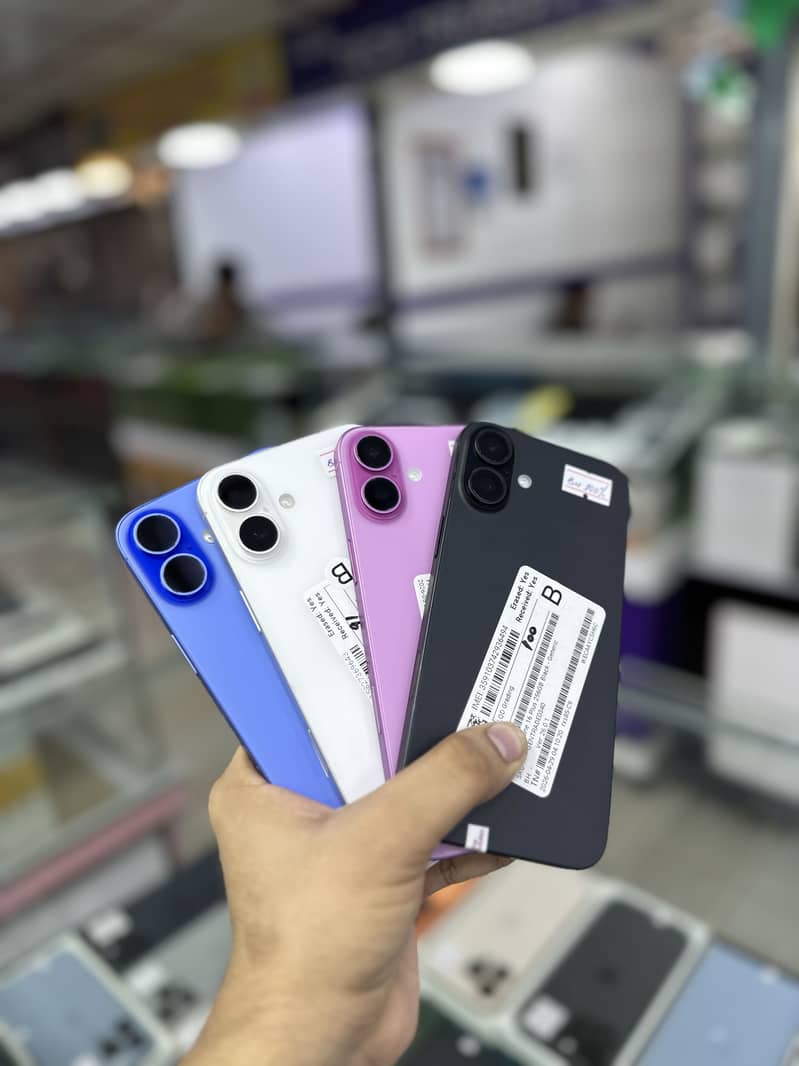 Apple iPhone 16 Plus 0