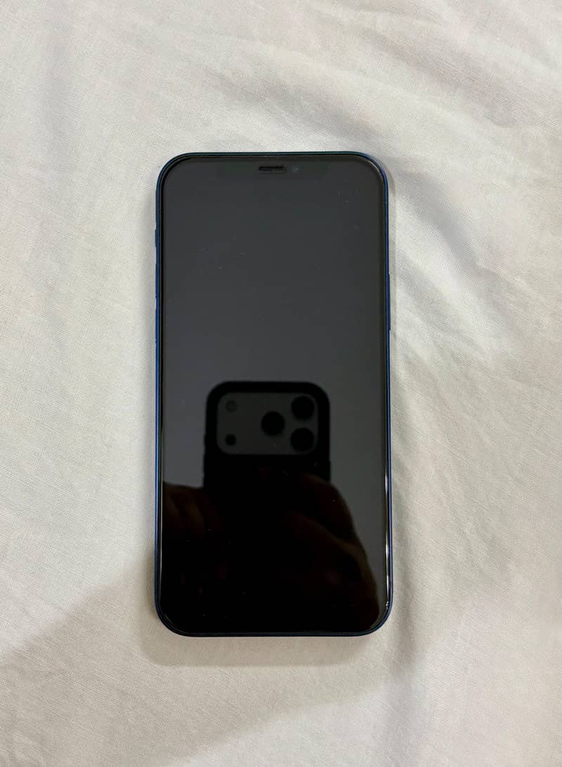 Apple iPhone 12 2