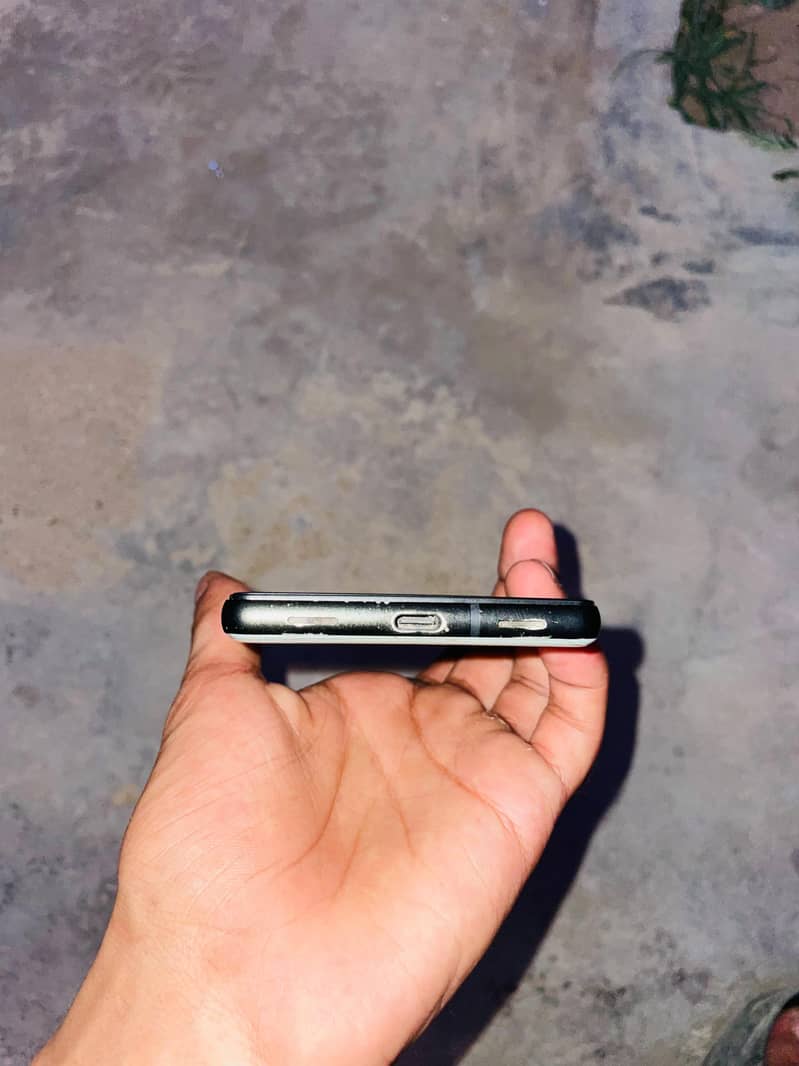 Google Pixel 6a 4