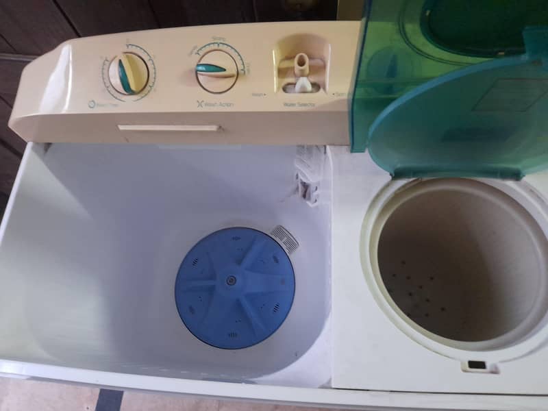 washer & dryer Machine 1