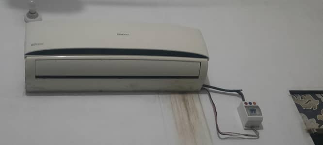 kenwood 1.5 ton non inverter Ac for sale excellent running condition