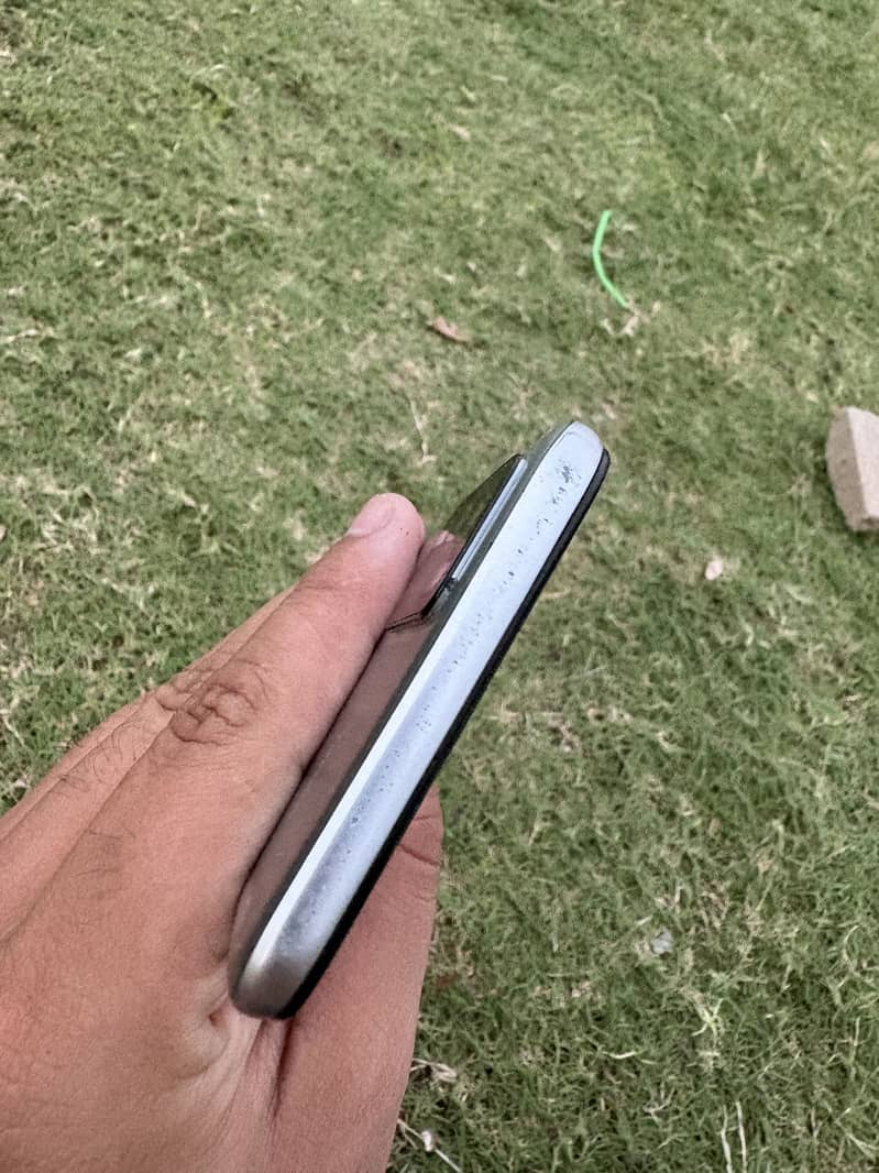 OPPO A16 0