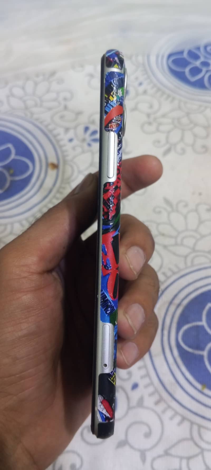 Apple iPhone 11 4