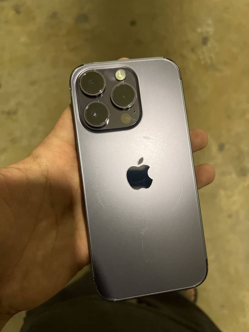 Apple iPhone 14 Pro 2