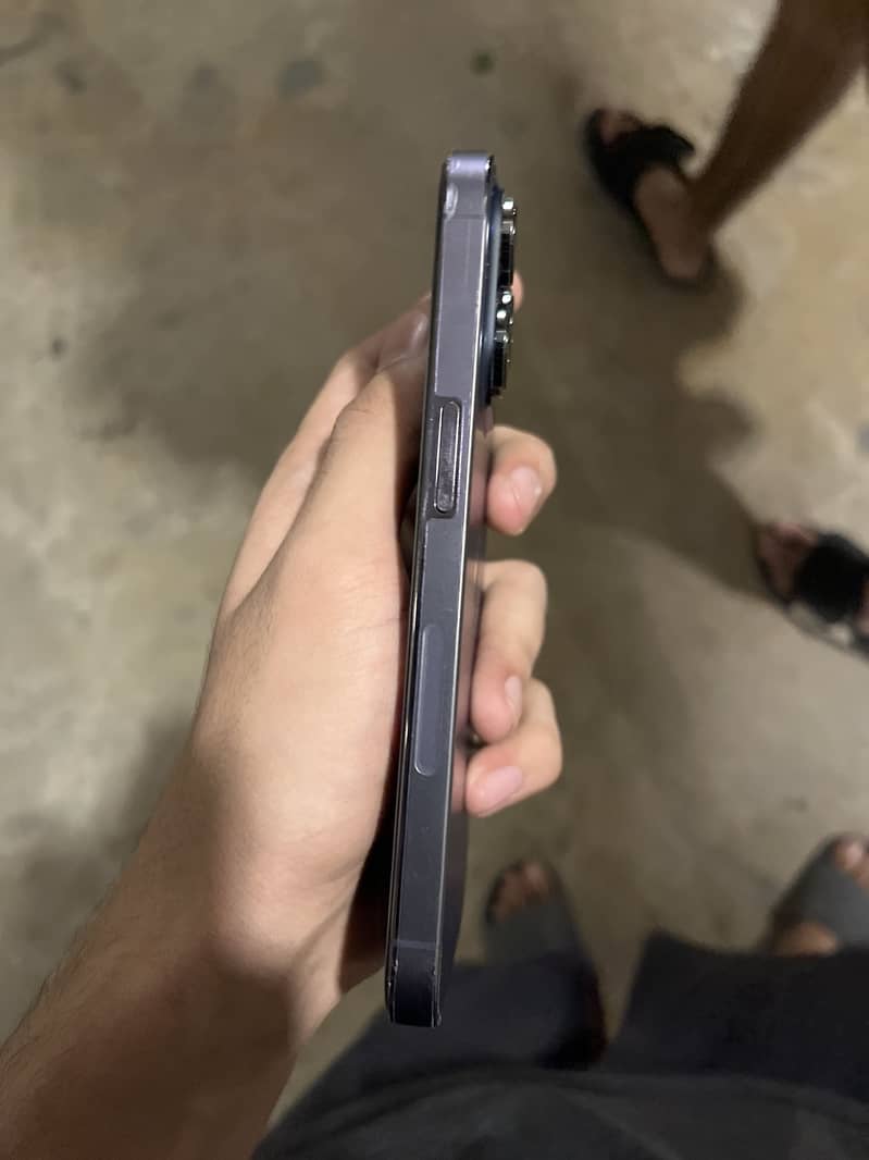 Apple iPhone 14 Pro 3