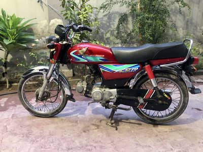 Honda cd 70 2018 model