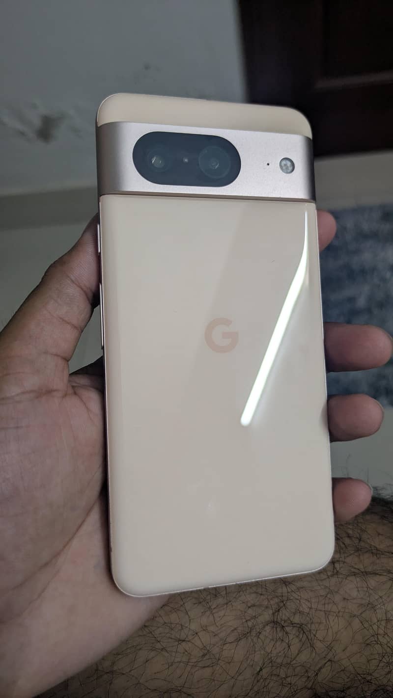 Google Pixel 8 7