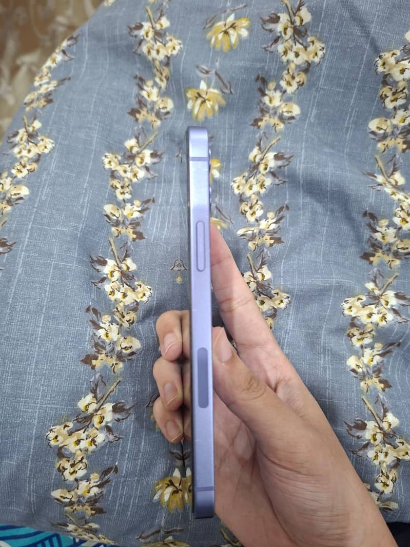 Apple iPhone 12 0