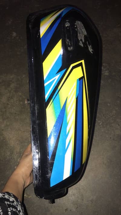 Cg 125 2 fuel tank of cg 125 condition show on pics