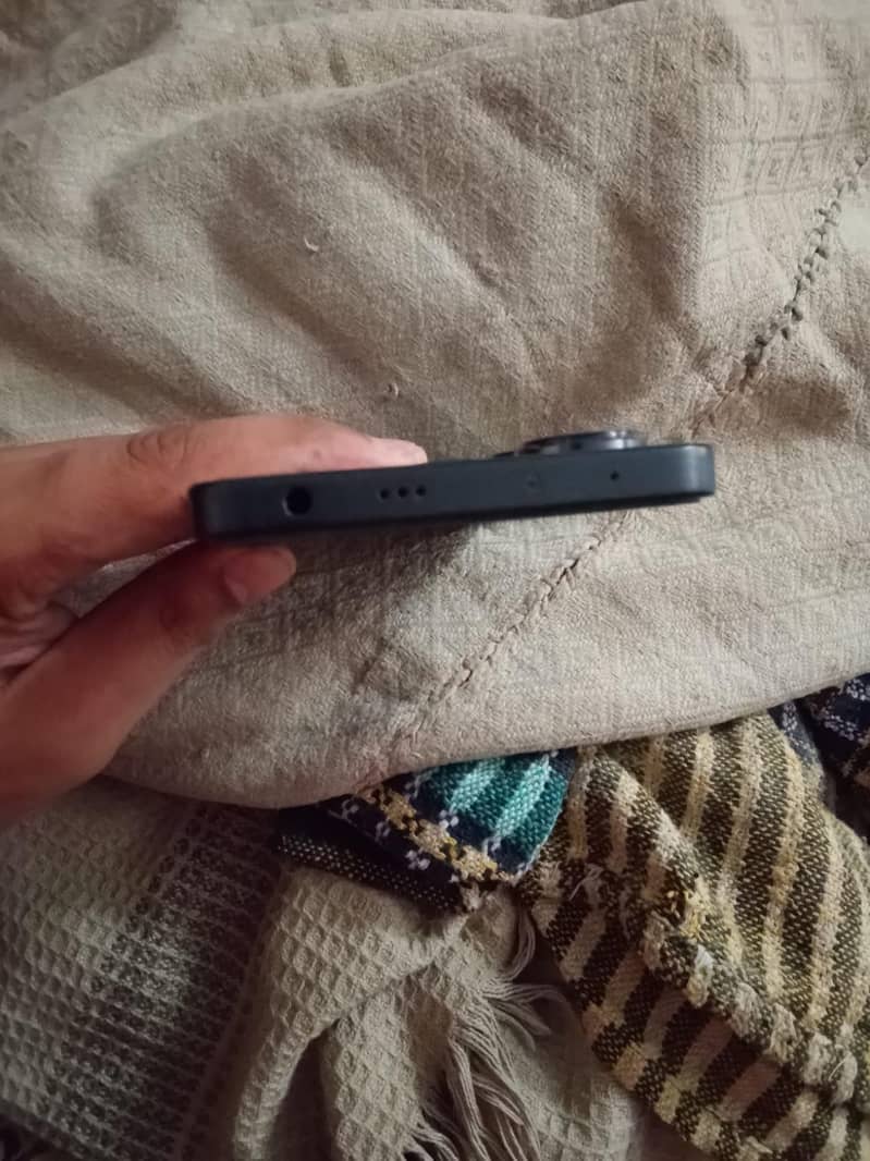 Xiaomi Redmi Note 13 1