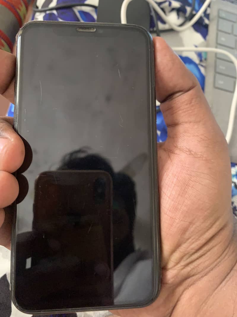 Apple iPhone 11 Pro 3