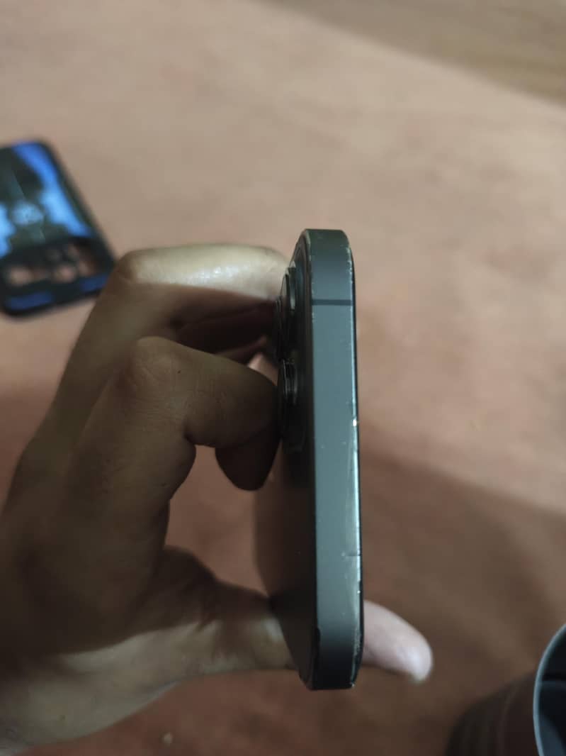 Iphone 12 pro max 1