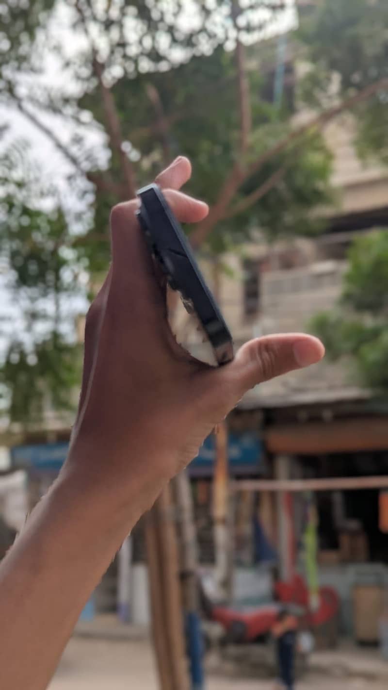 Apple iPhone 14 Pro 1