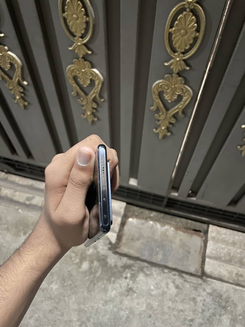 Infinix Note 40 Pro 1