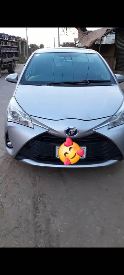 Toyota Vitz 2017 hybrid push start 2021 registrd  & import
