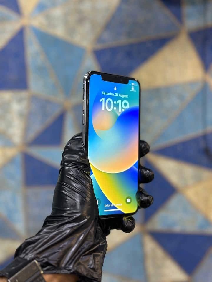 Apple iPhone X 2