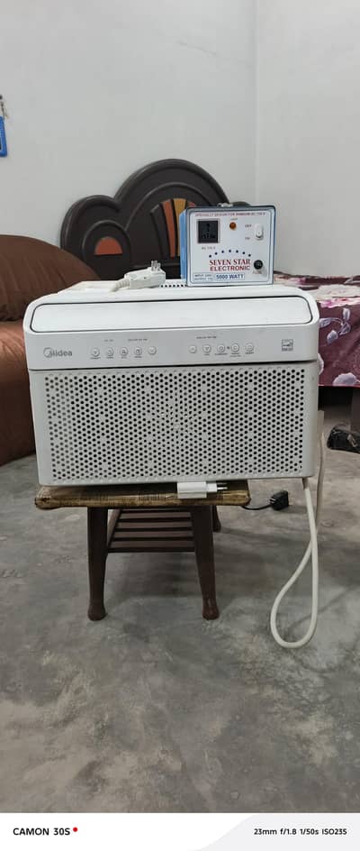 100% good working window ac 1 ton with suply