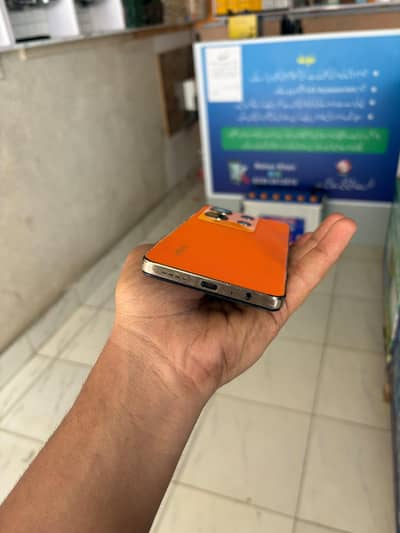 Infinix Note 30