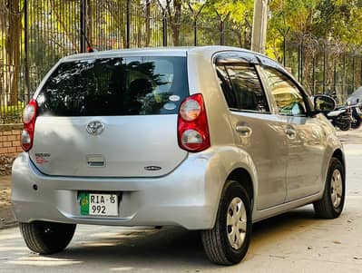 Toyota Passo 2012