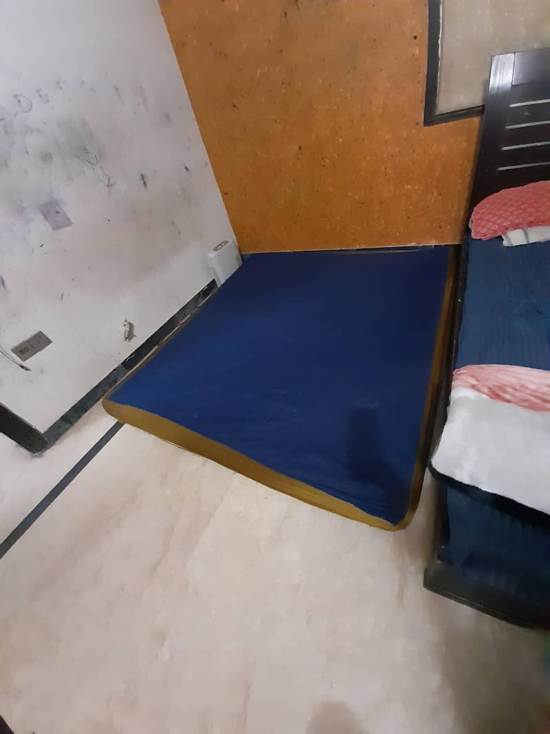 King Mattress 0