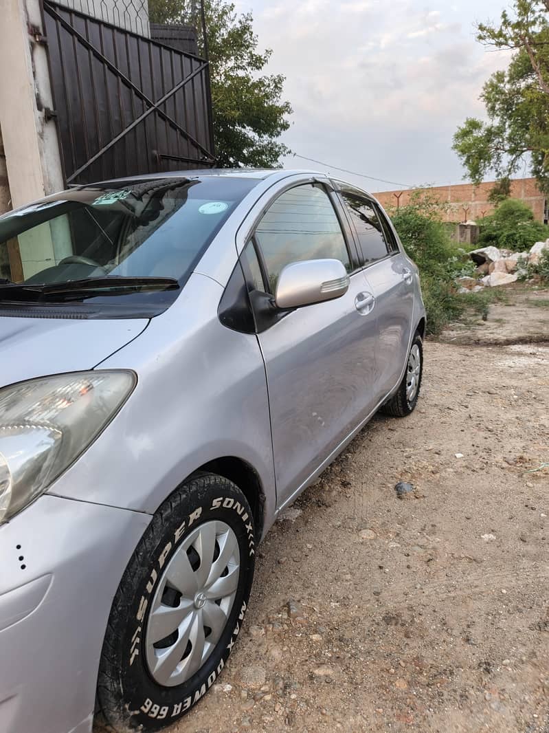 Toyota Vitz 2008 3