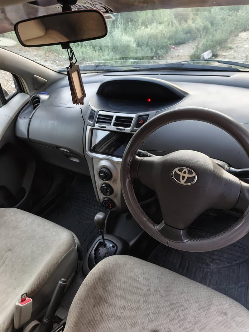 Toyota Vitz 2008 5