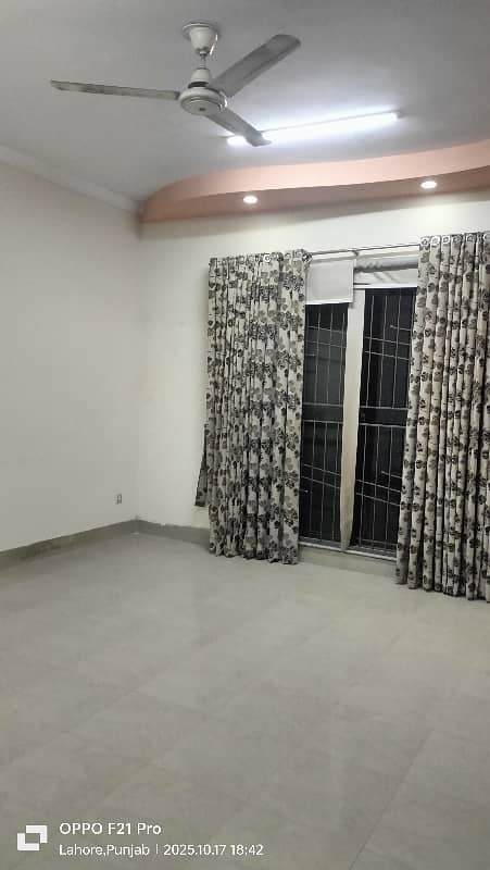 2Kanal Separate Gate Upper Portion Available For Rent 0