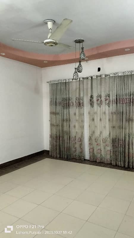 2Kanal Separate Gate Upper Portion Available For Rent 4
