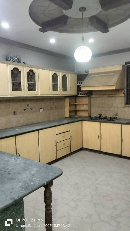 2Kanal Separate Gate Upper Portion Available For Rent 7