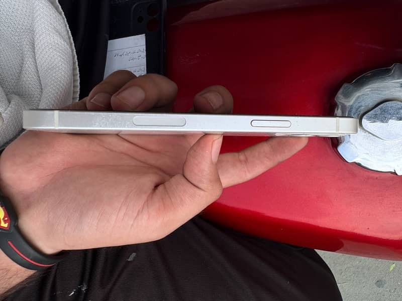 iPhone 12 Jv 3