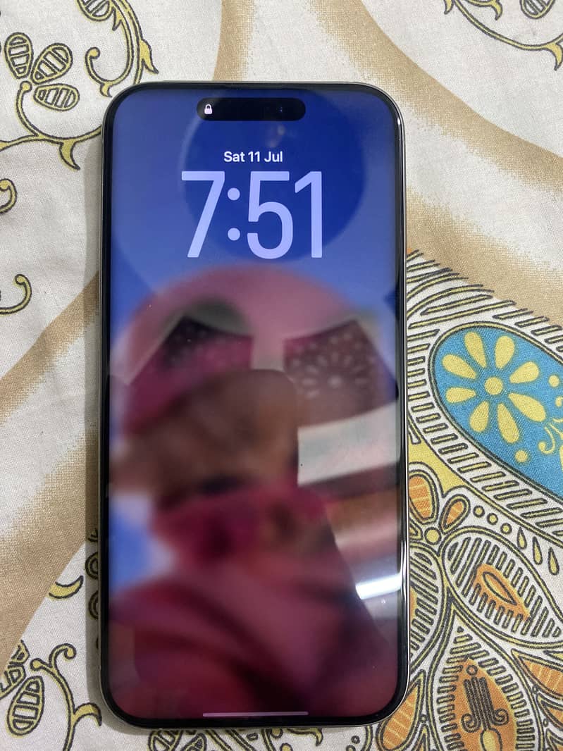 iPhone 16 Pro Max 2