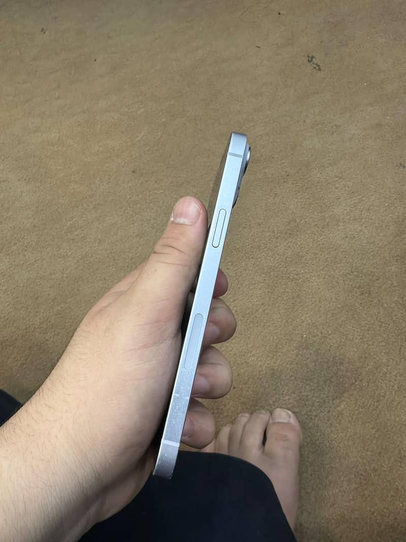 Apple iPhone 14 plus 9