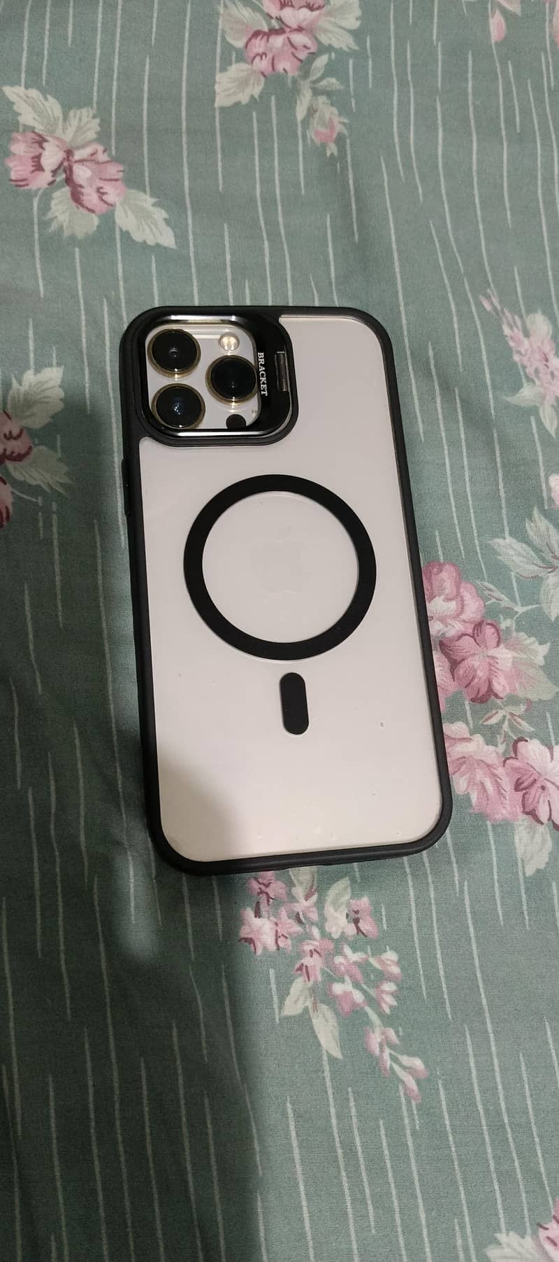 Apple iPhone 13 Pro Max 4