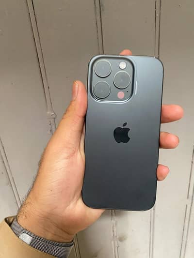 Apple iPhone 15 Pro