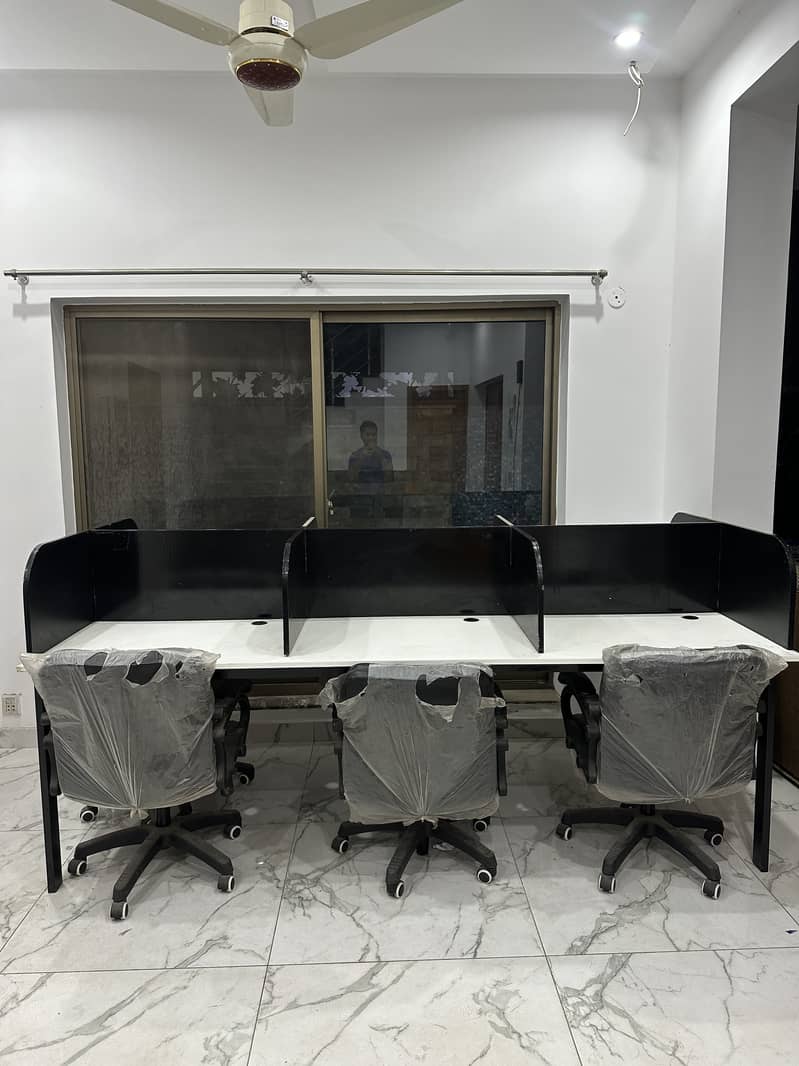 Office workstation 3