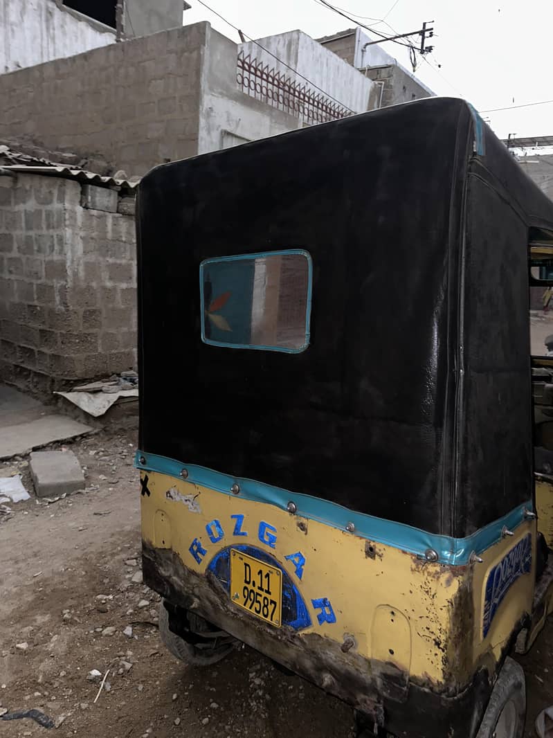 ROZGAR RICKSHAW 7