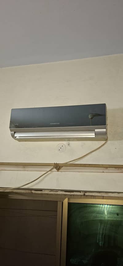 kenwood 1.5ton Ac