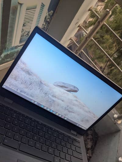 Lenovo Chromebook slim smart brand new in use
