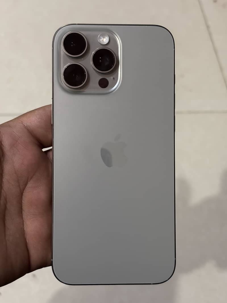 Apple iPhone 16 Pro Max 512 gb 0