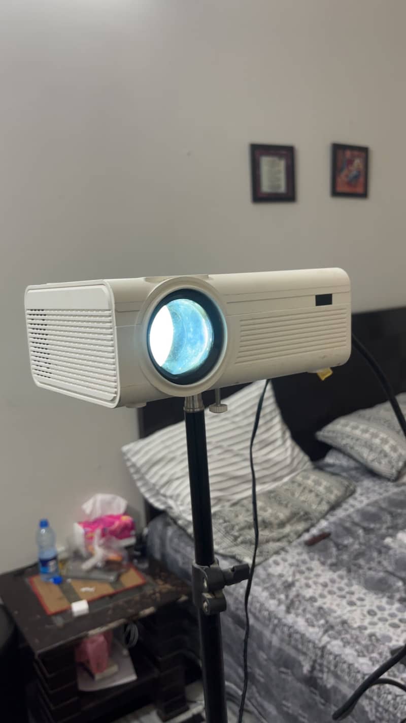 Aiwa home projector 0