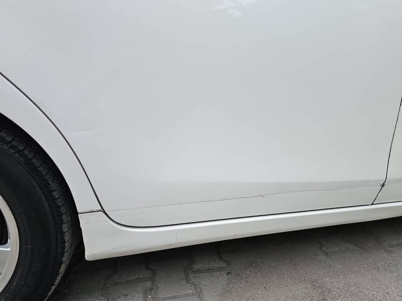 Toyota Prius Alpha 2012 3