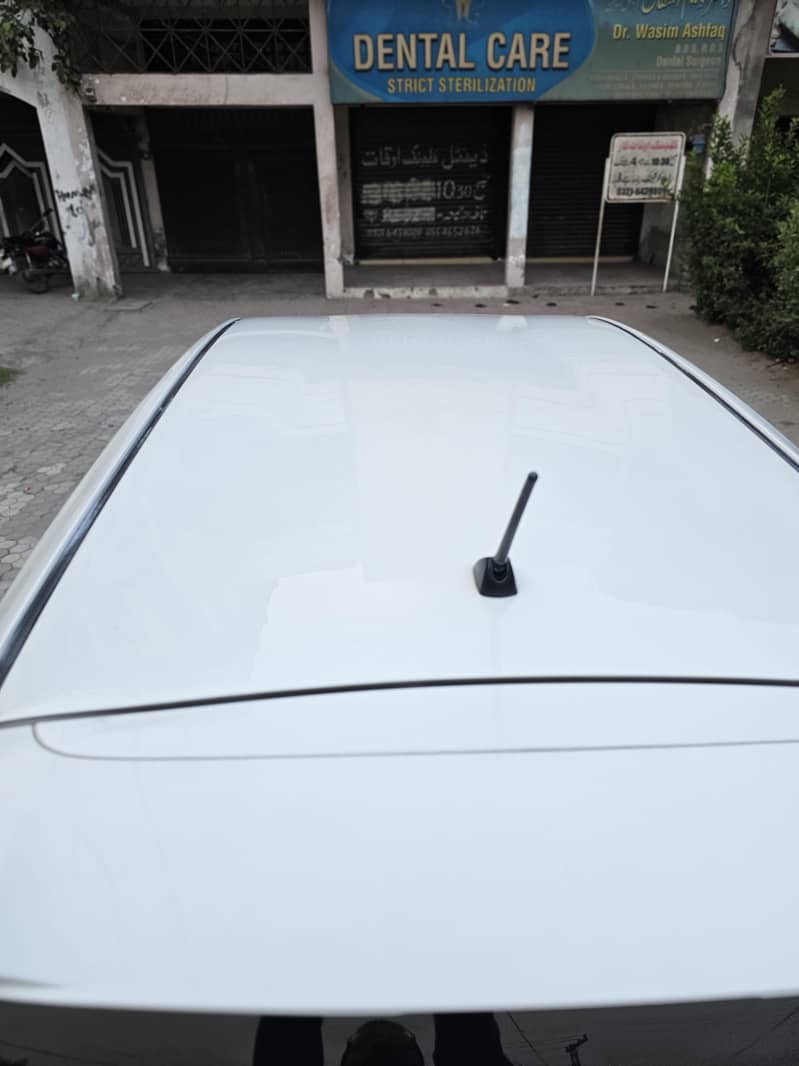 Toyota Prius Alpha 2012 8