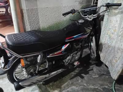 Honda 125 Karachi registered 2019 model