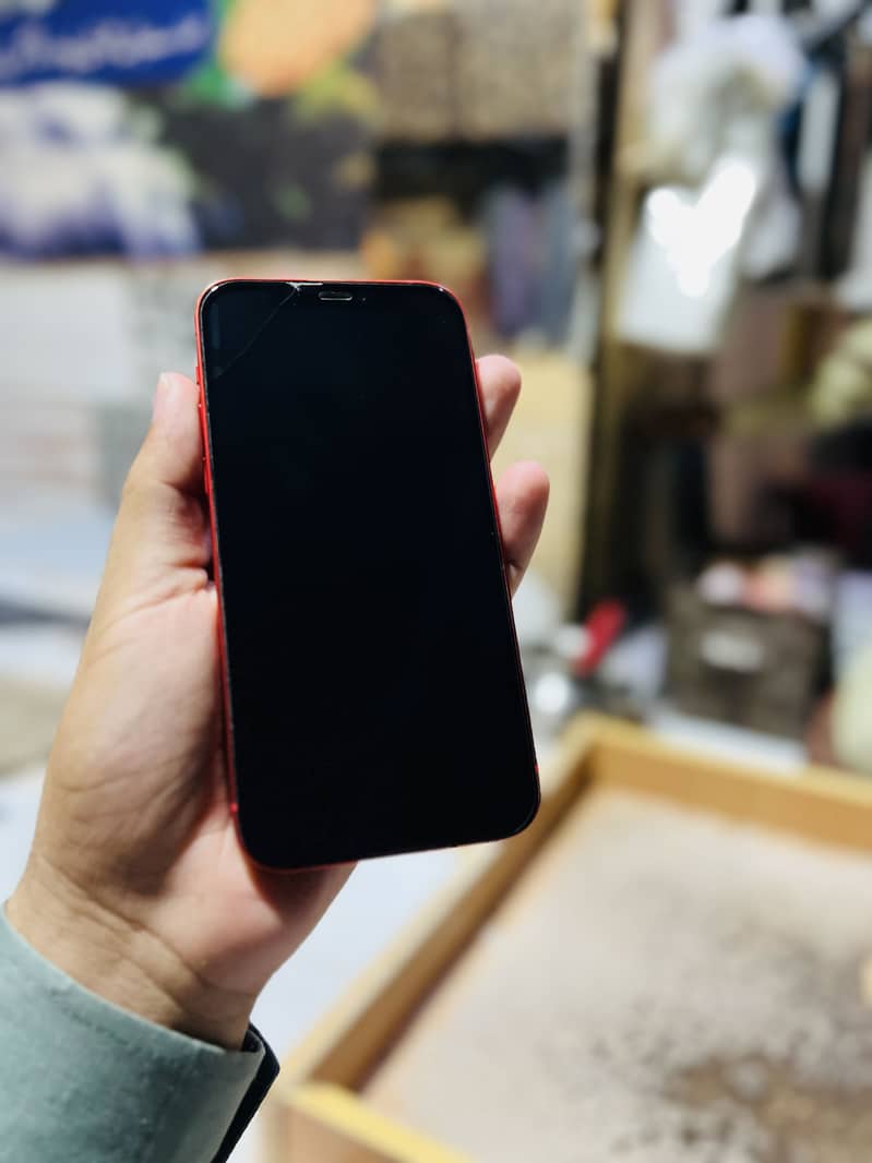Apple iPhone 12 3