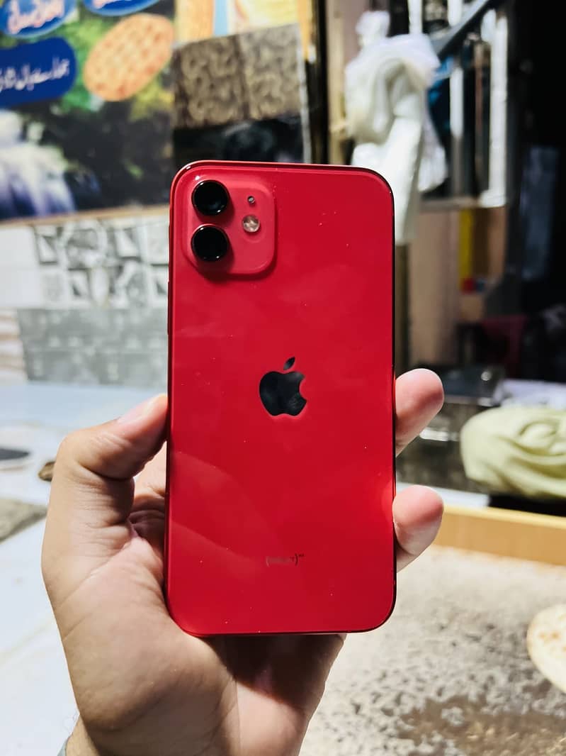 Apple iPhone 12 6