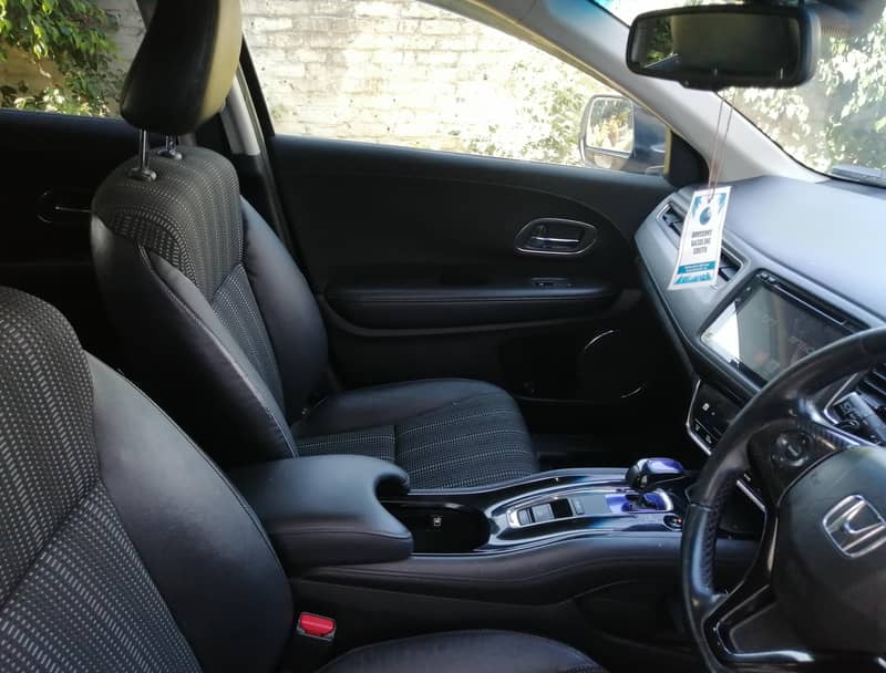 Honda Vezel 2015/16 7