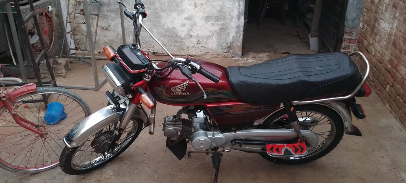 sall CD 70 0