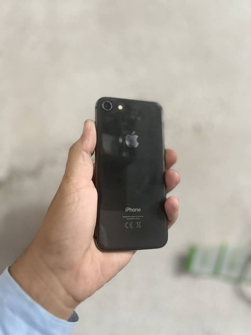 Apple iPhone 8 2