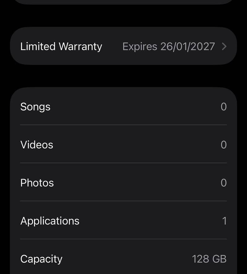 Apple iPhone 16e 6